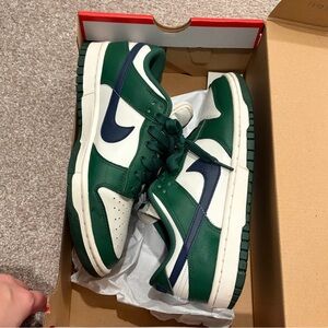 Nike Womens Dunk Low “Gorge Green”